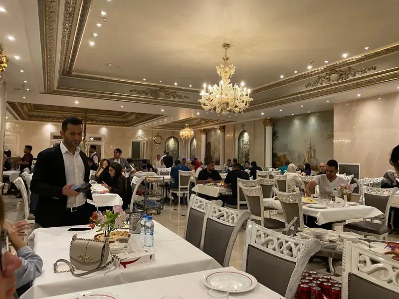 فضای داخلی رستوران شاندیز جردن